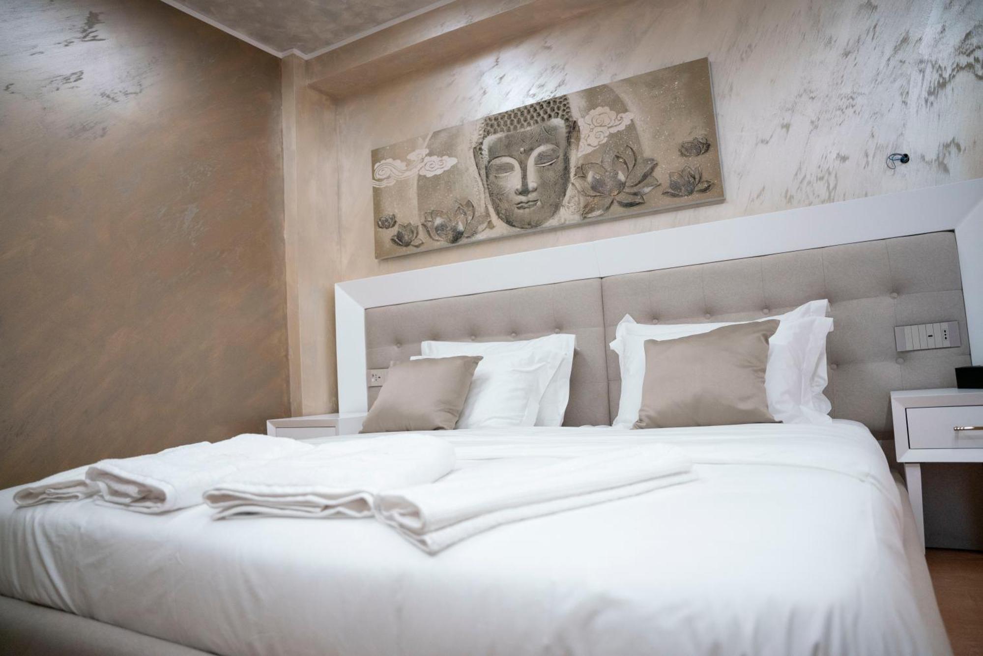 Hotel Pernoca Дуррес Екстер'єр фото