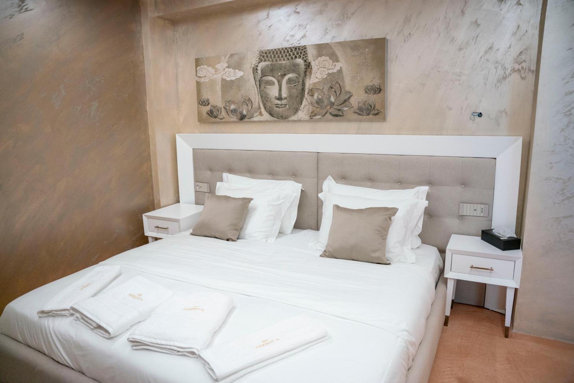 Hotel Pernoca Дуррес Екстер'єр фото